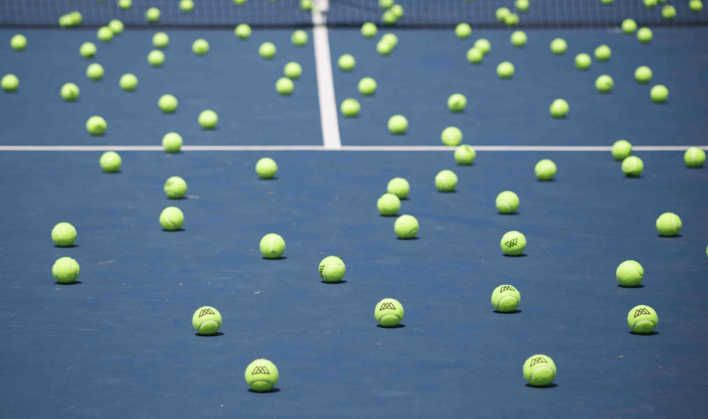 Tennis balls